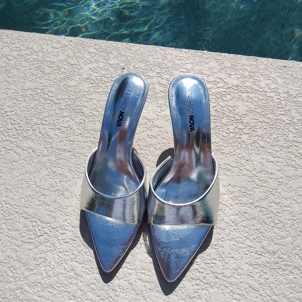 Fashion Nova Silver Sleek Sandal - Picture 6 of 8